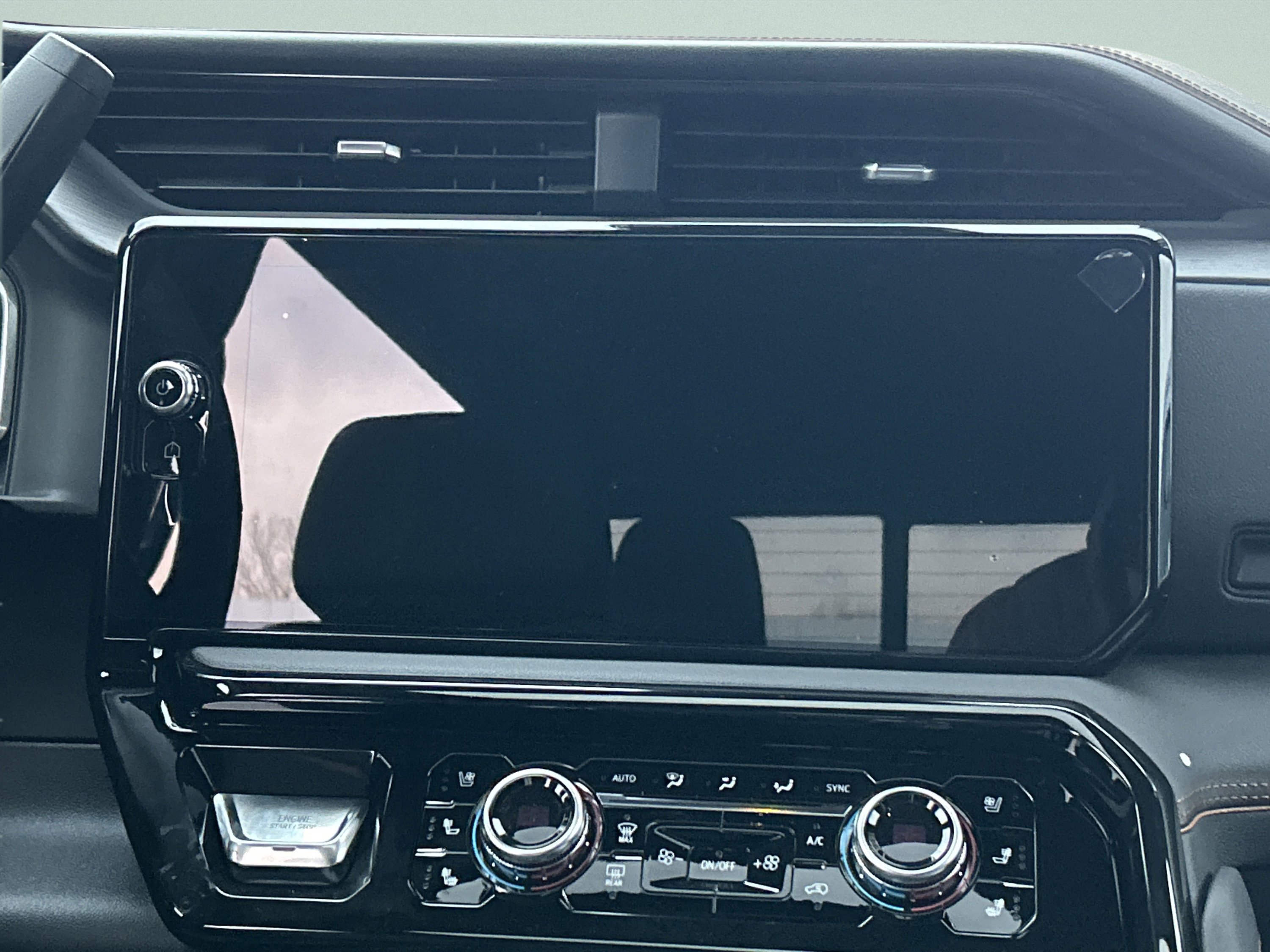 New 2026 GMC Sierra 2500 AT4 w/ AT4 Premium Plus Package image 15