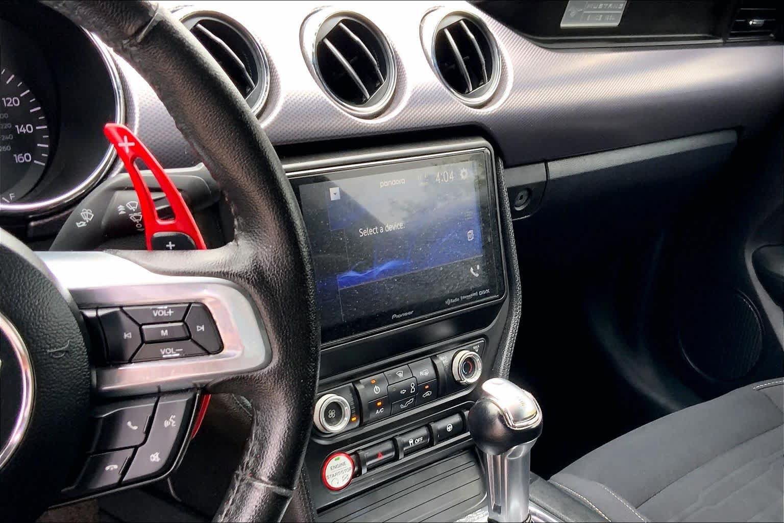 Used 2015 Ford Mustang Coupe RWD image 6
