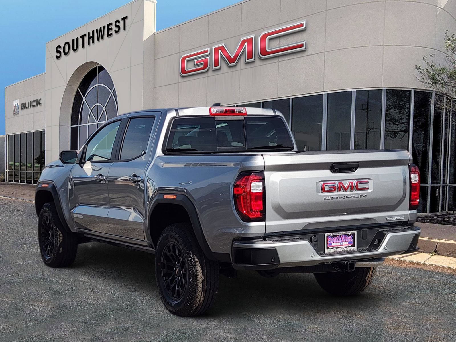 New 2026 GMC Canyon Elevation w/ Convenience Package RWD image 4