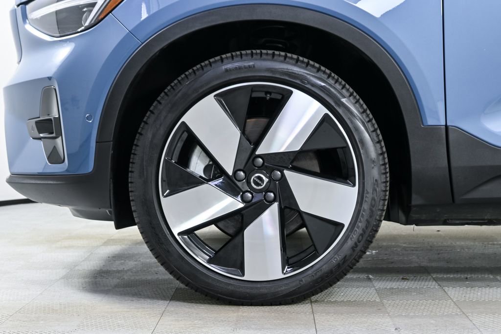 Certified 2024 Volvo XC40 Recharge Plus w/ Protection Package Premier image 39