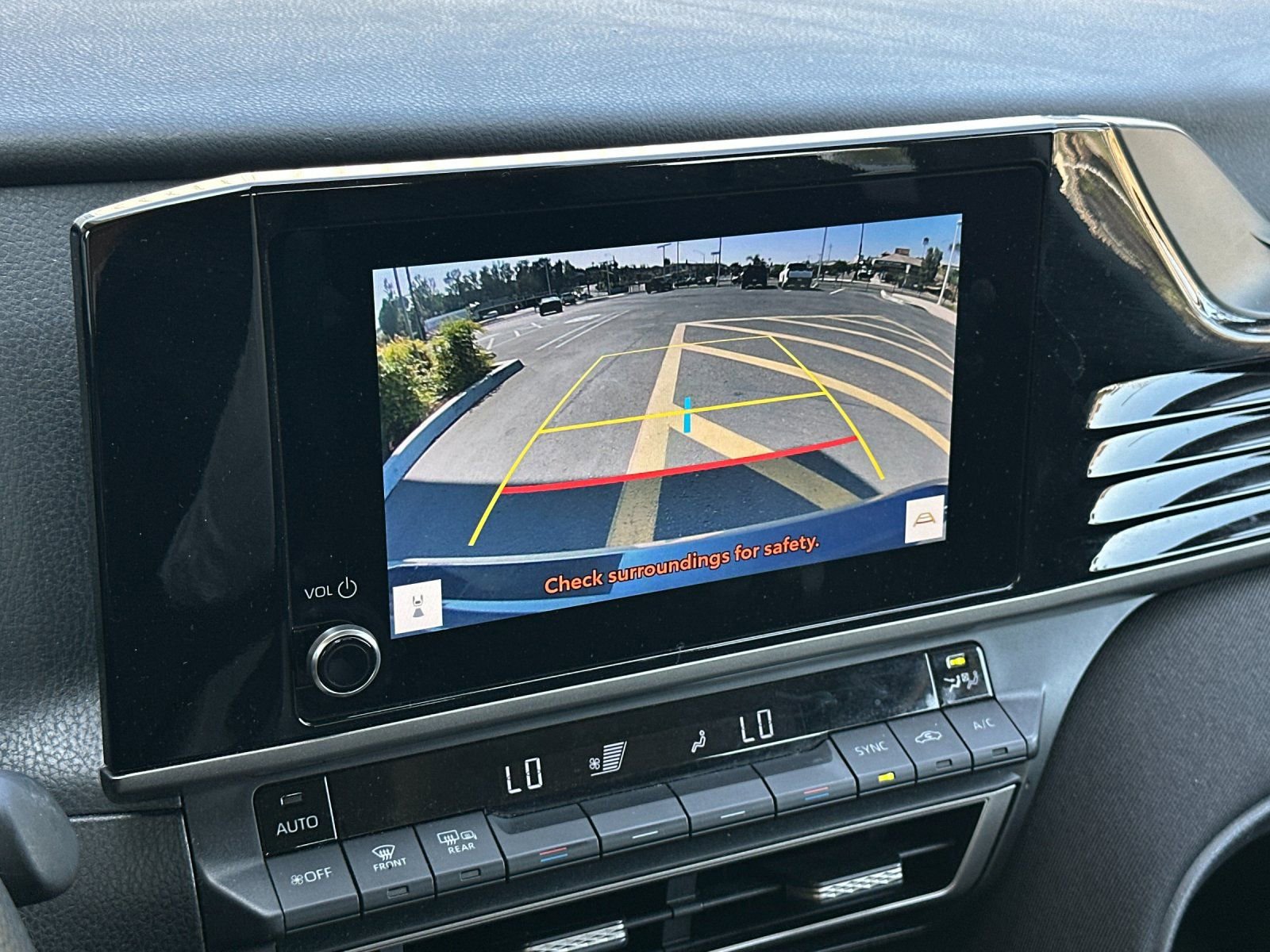 Used 2025 Toyota Camry LE image 16