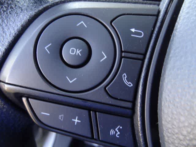 Certified 2025 Toyota RAV4 XLE AWD/4WD image 17
