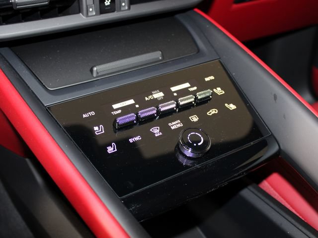 New 2026 Porsche Macan 4 Electric AWD/4WD image 13