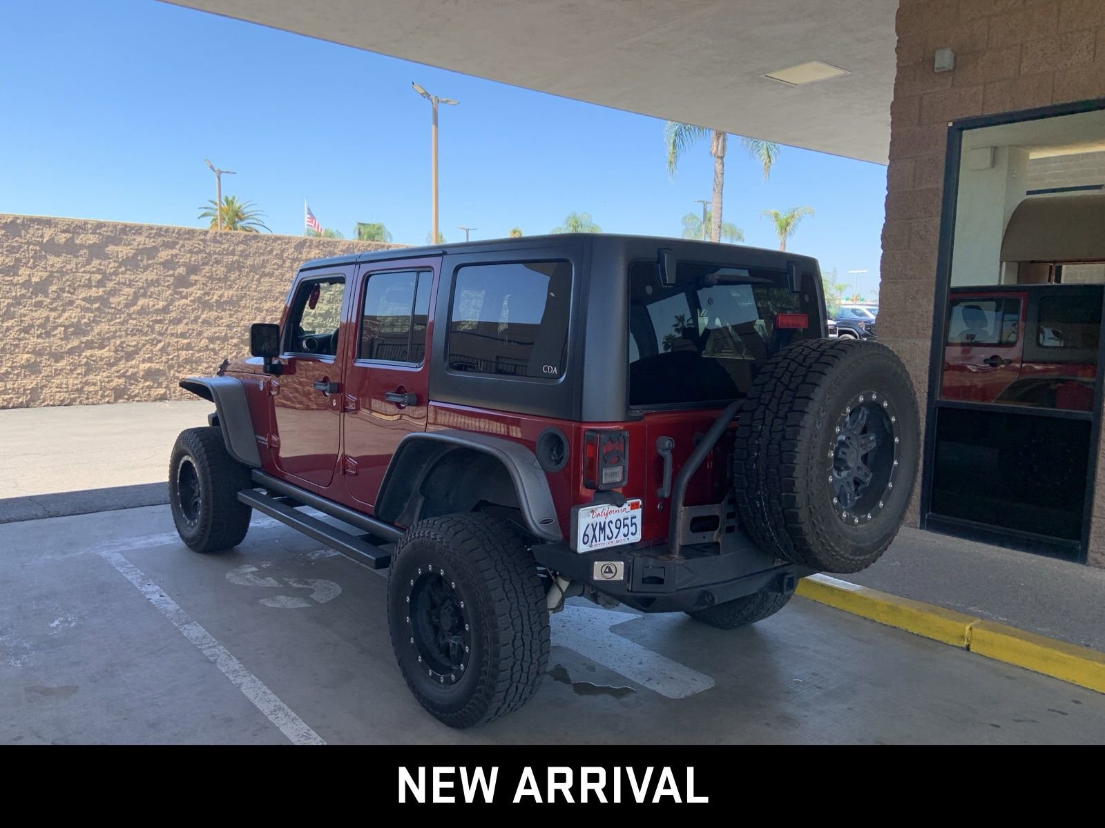 Used 2013 Jeep Wrangler Unlimited Rubicon w/ Connectivity Group image 6