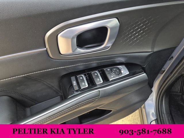Certified 2022 Kia Sorento SX image 26
