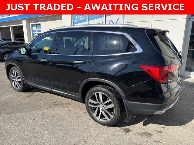 Used 2017 Honda Pilot Touring image 6