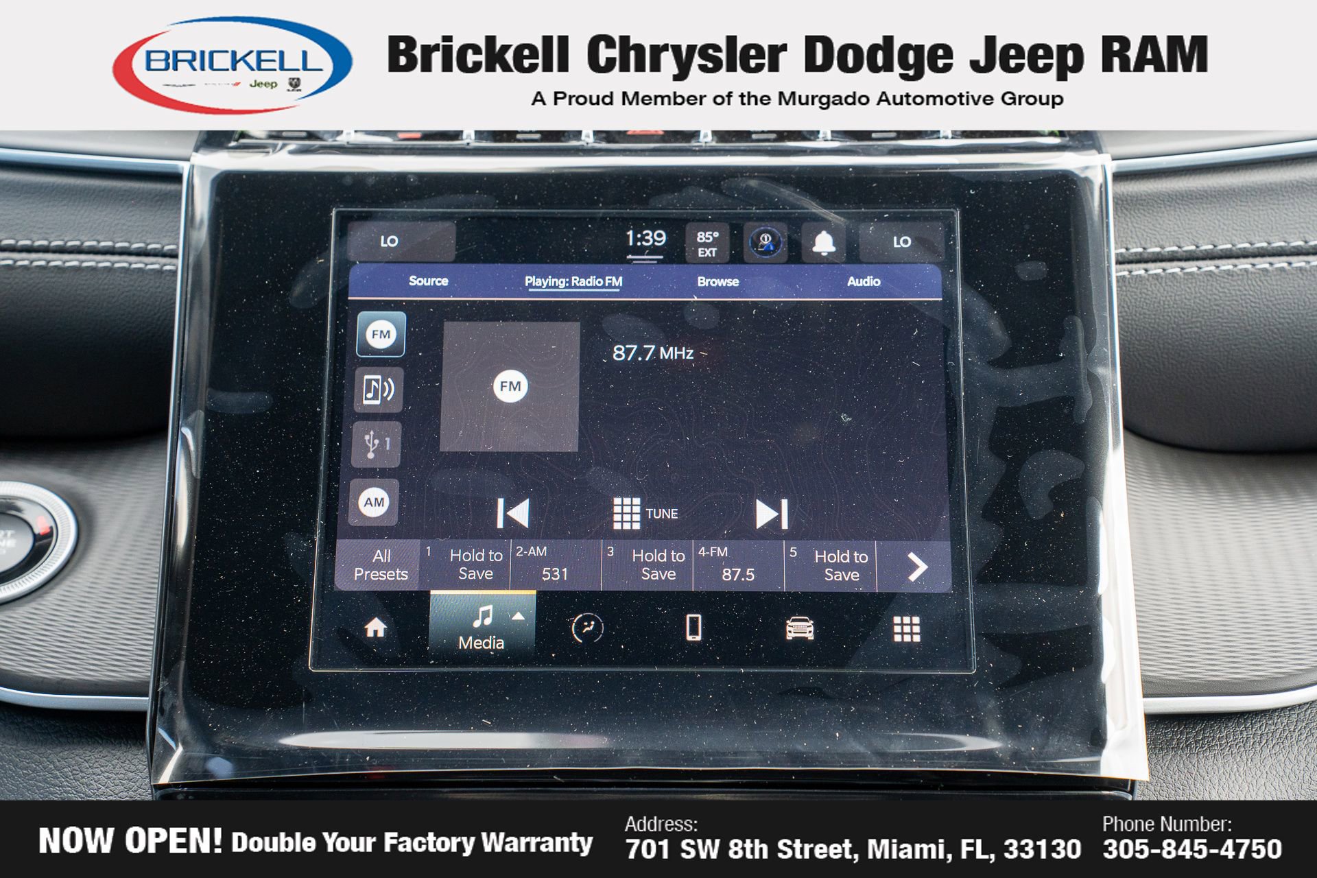 New 2025 Jeep Grand Cherokee L Laredo image 25