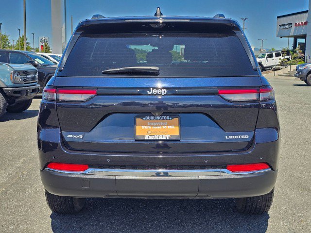 Certified 2024 Jeep Grand Cherokee Limited w/ Luxury Tech Group II AWD/4WD image 4