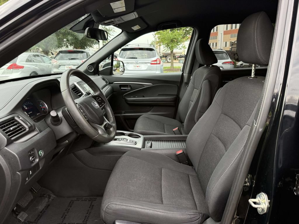 Used 2019 Honda Passport Sport image 13
