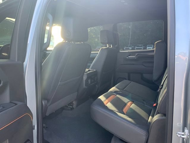 Used 2024 GMC Sierra 1500 AT4 w/ Technology Package AWD/4WD image 19