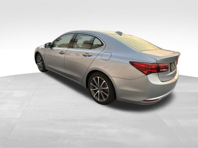 Used 2015 Acura TLX V6 FWD image 4