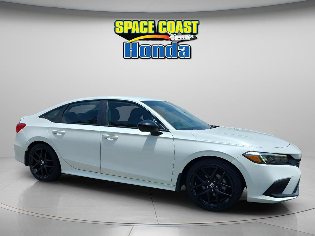 Used 2022 Honda Civic Sport image 4