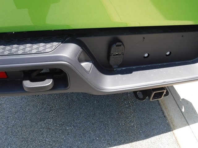 New 2025 Jeep Gladiator Willys image 12