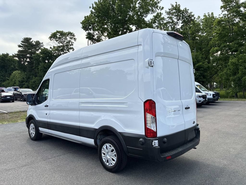 Certified 2022 Ford Transit 250 148 High Roof w/ Load Area Protection Package RWD image 5