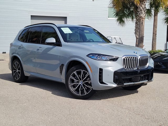 Used 2025 BMW X5 xDrive40i w/ Executive Package image 34