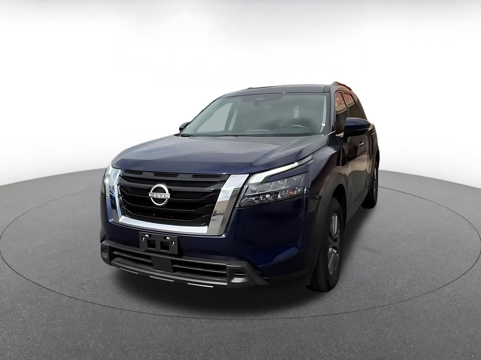 Used 2025 Nissan Pathfinder SV FWD image 7