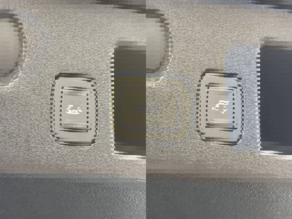 New 2026 GMC Terrain Elevation w/ Elevation Premium Package image 31