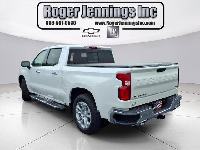 Used 2025 Chevrolet Silverado 1500 LTZ AWD/4WD image 3