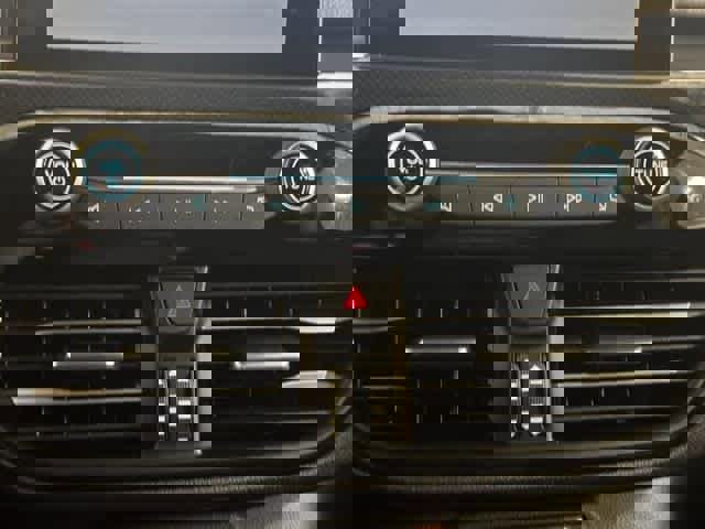 New 2025 Ford Escape ST-Line w/ Cold Weather Package image 22