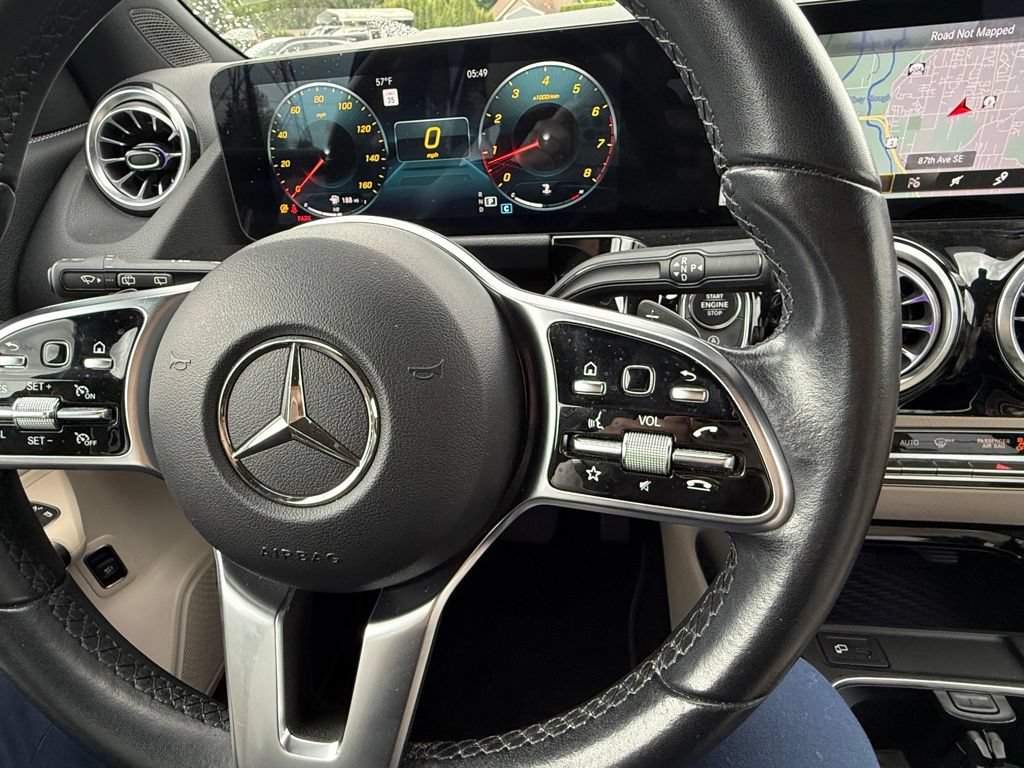 Used 2022 Mercedes-Benz GLA 250 4MATIC image 14