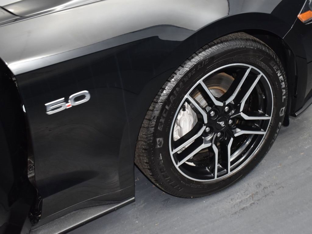 Used 2018 Ford Mustang GT w/ Equipment Group 301A image 15