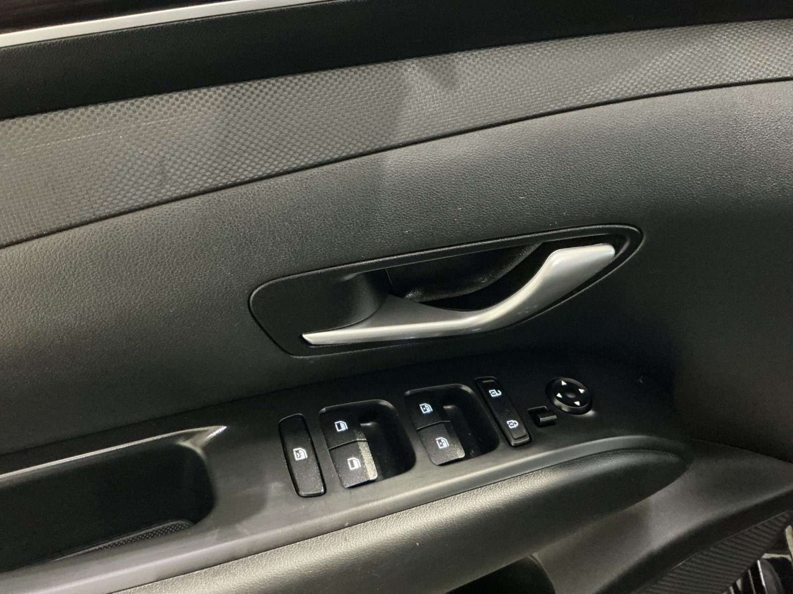 Used 2023 Hyundai Tucson SEL AWD/4WD image 16