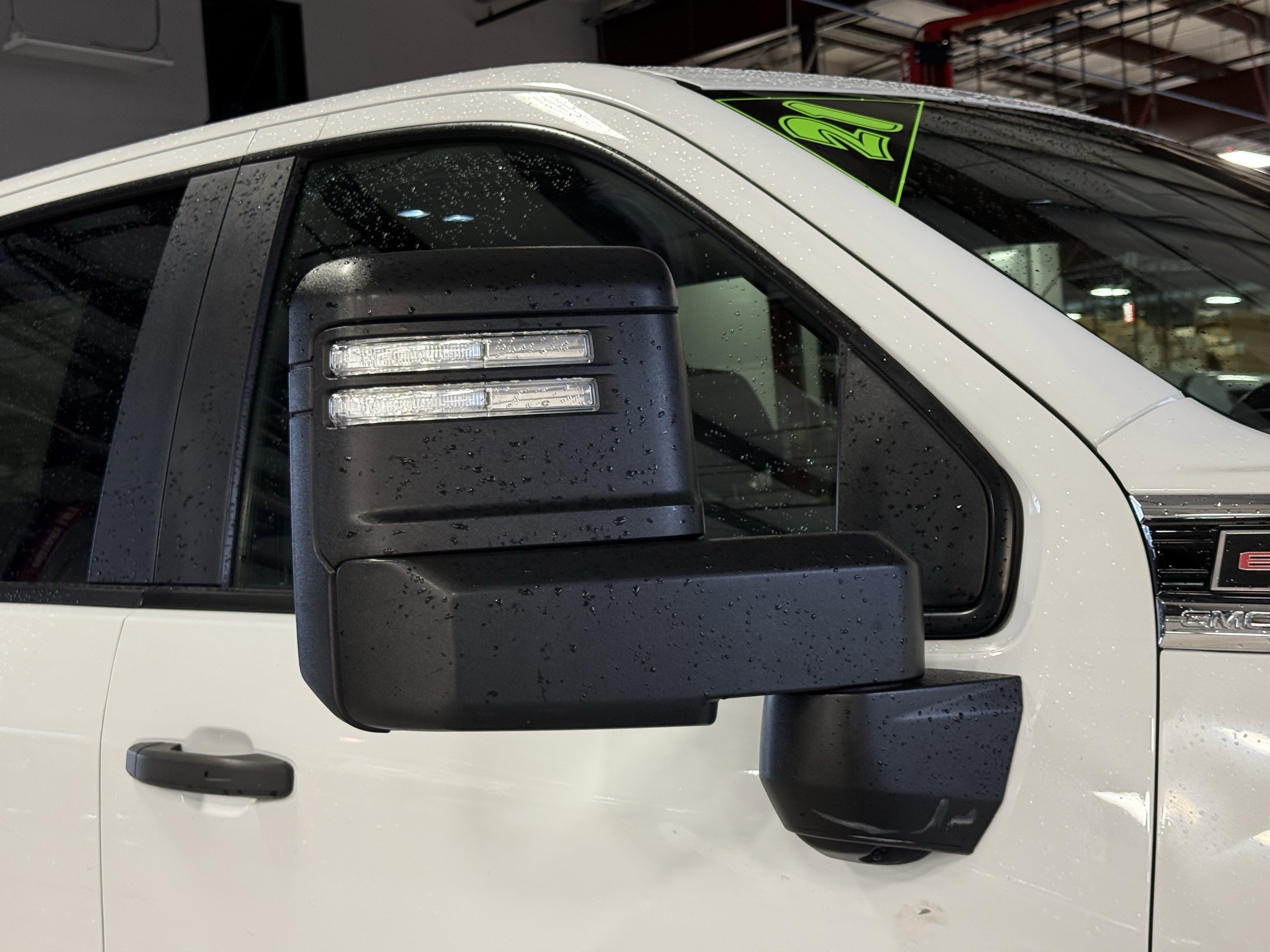 Used 2021 GMC Sierra 2500 4x4 Crew Cab w/ Convenience Package image 10