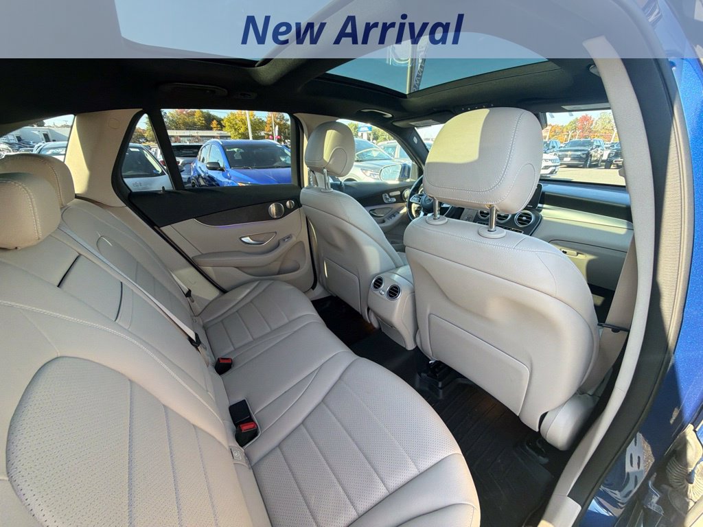 Used 2021 Mercedes-Benz GLC 300 4MATIC image 8