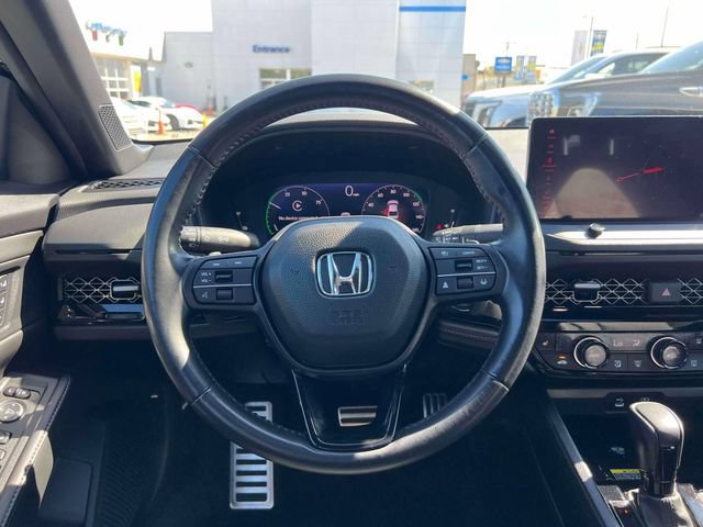 Used 2025 Honda Accord Sport image 15