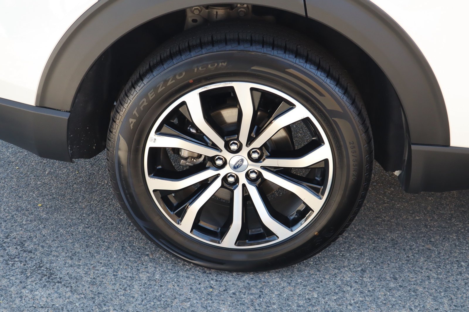 Used 2025 Ford Explorer ST-Line AWD/4WD image 11
