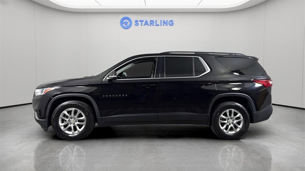 Used 2021 Chevrolet Traverse LT image 3