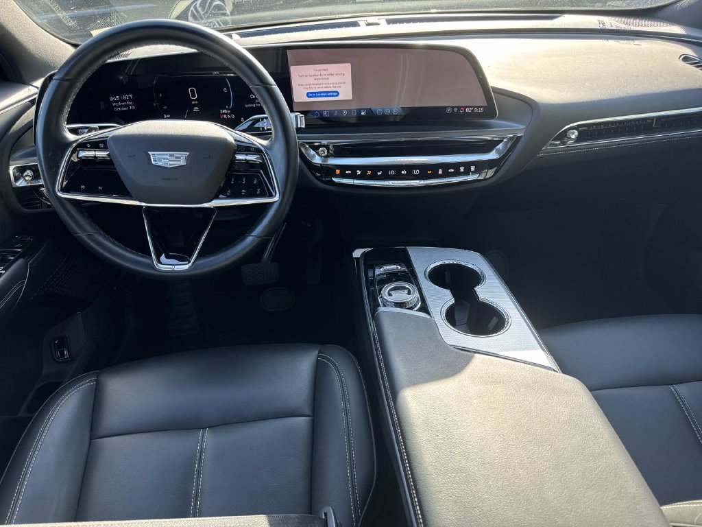 Used 2024 Cadillac Lyriq Tech RWD image 8