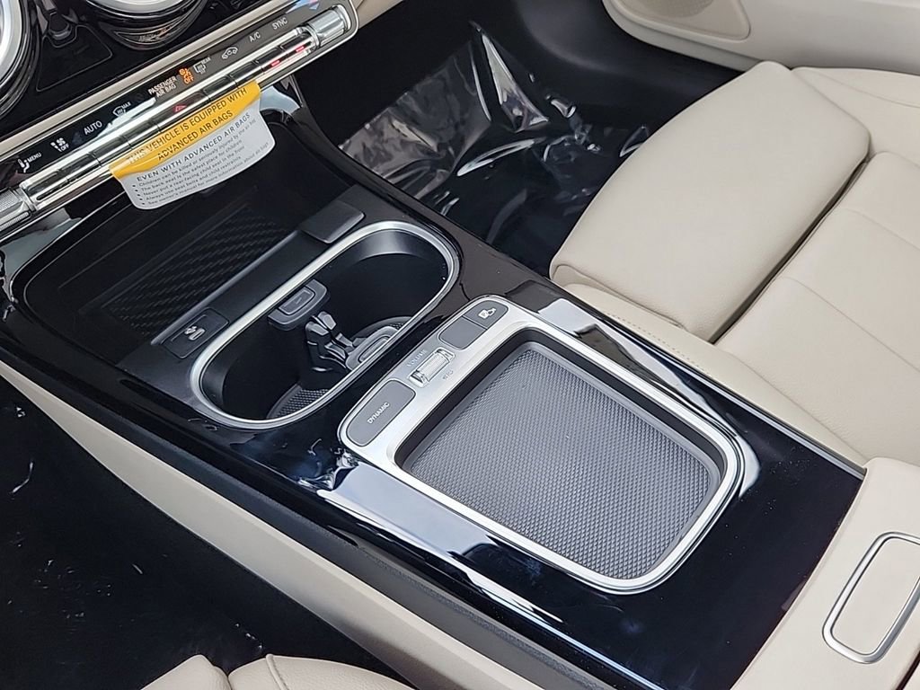 New 2025 Mercedes-Benz CLA 250 4MATIC image 28