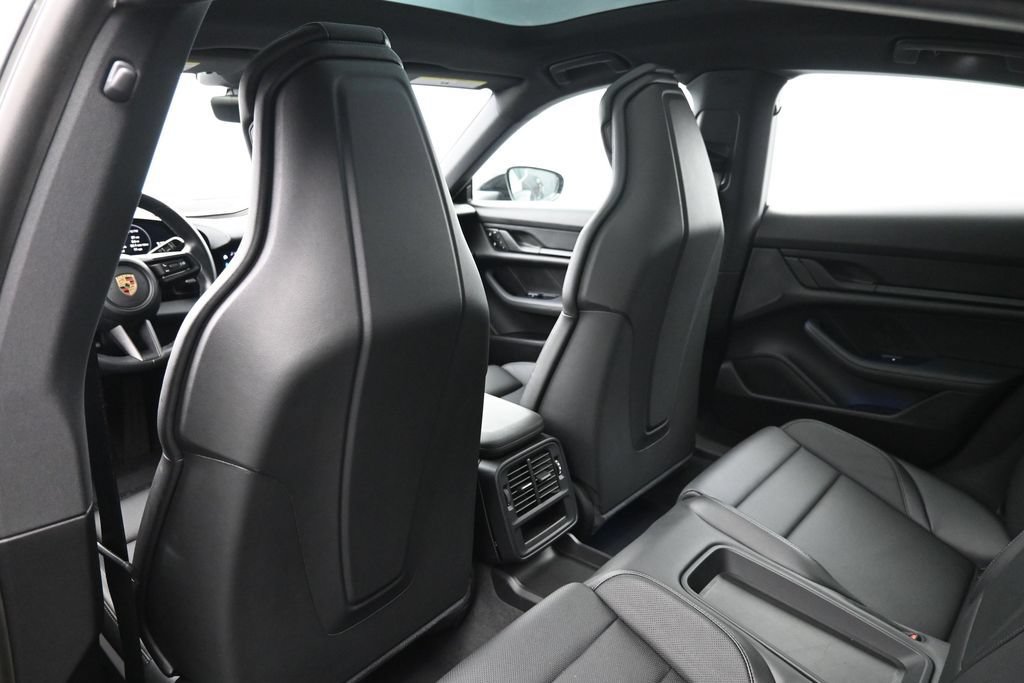 Certified 2023 Porsche Taycan RWD image 8