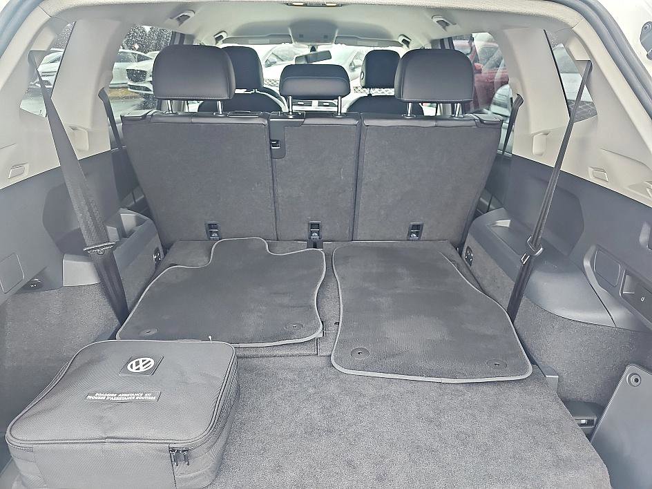 Used 2018 Volkswagen Tiguan SE image 31