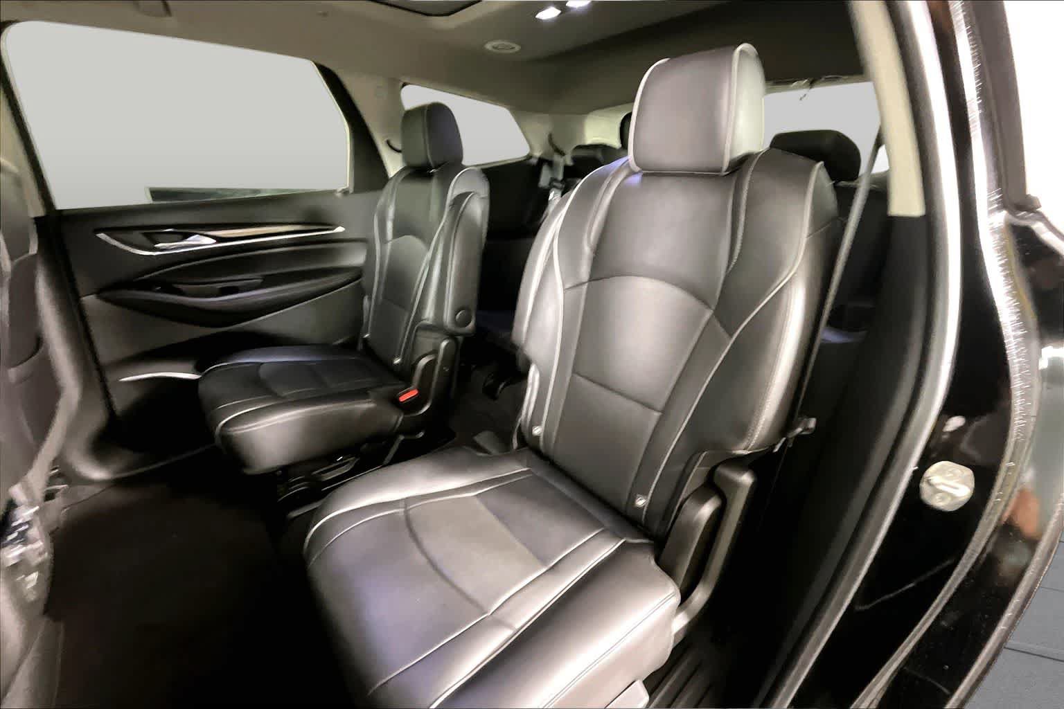 Certified 2020 Buick Enclave Avenir w/ Avenir Technology Package AWD/4WD image 18
