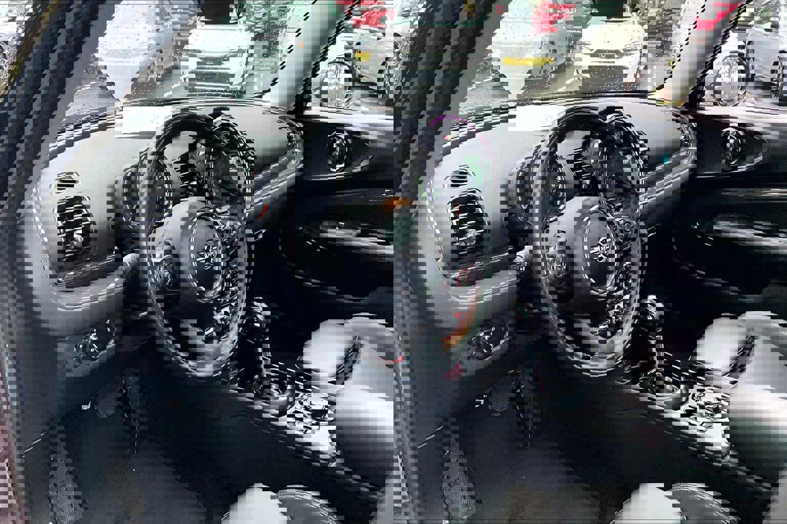 Used 2019 MINI Cooper Clubman S image 17