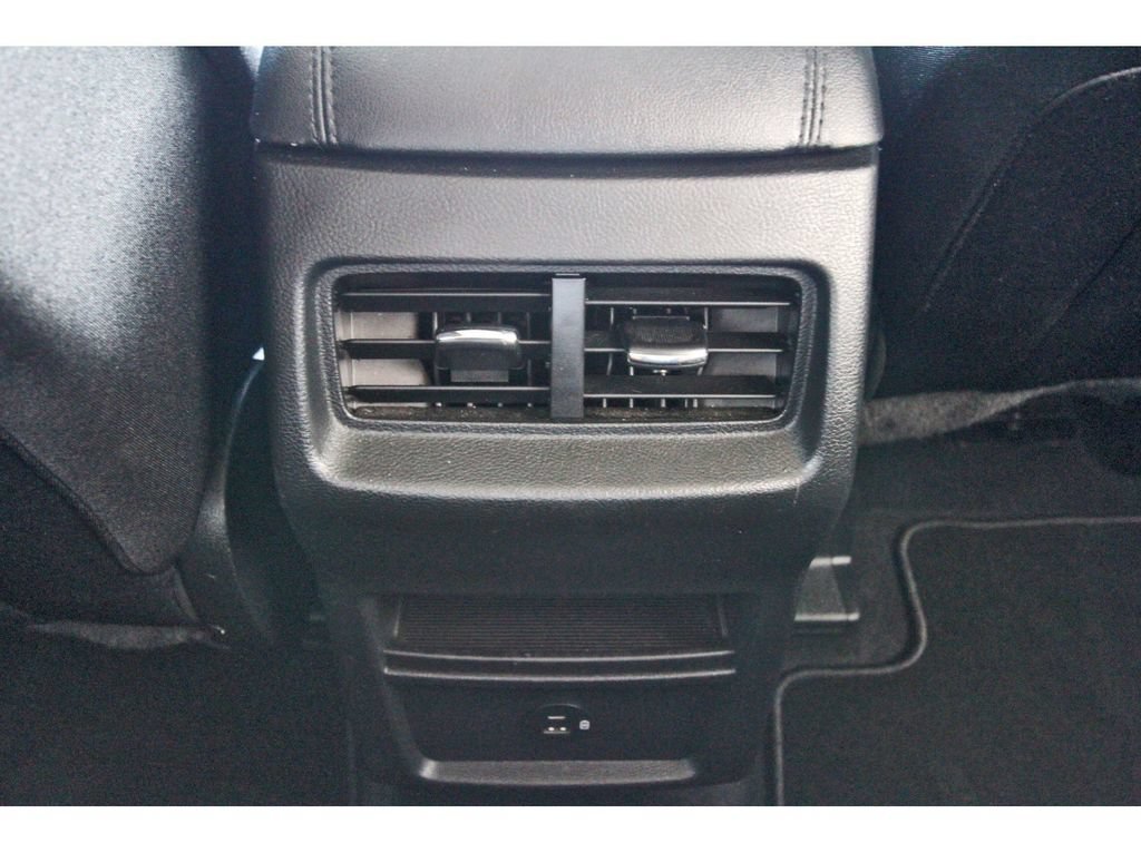 Used 2022 Ford Edge SE w/ Black Appearance Package AWD/4WD image 15