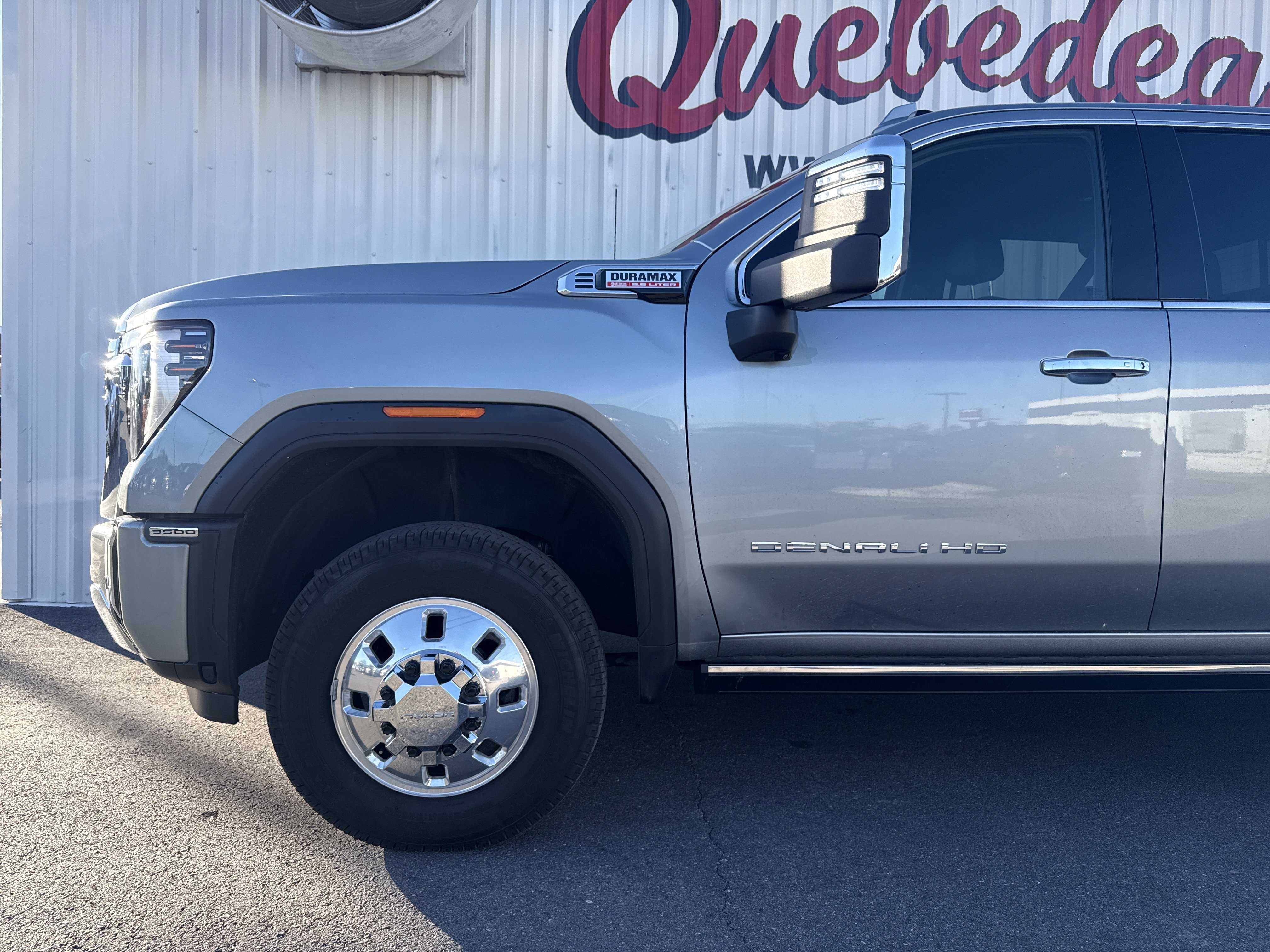 Used 2024 GMC Sierra 3500 Denali w/ Denali Reserve Package image 5