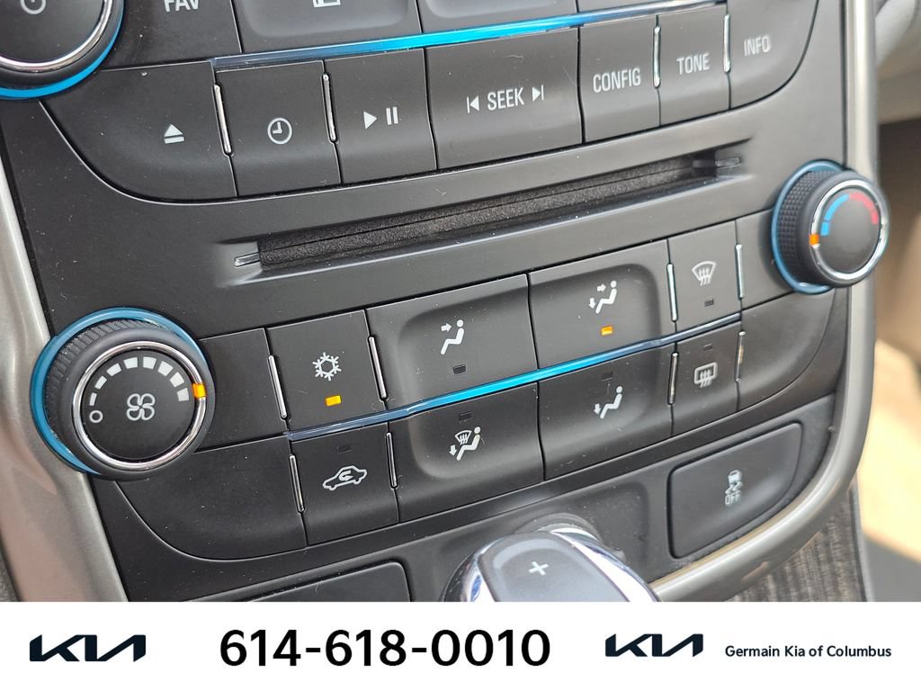 Used 2016 Chevrolet Malibu LT FWD image 30