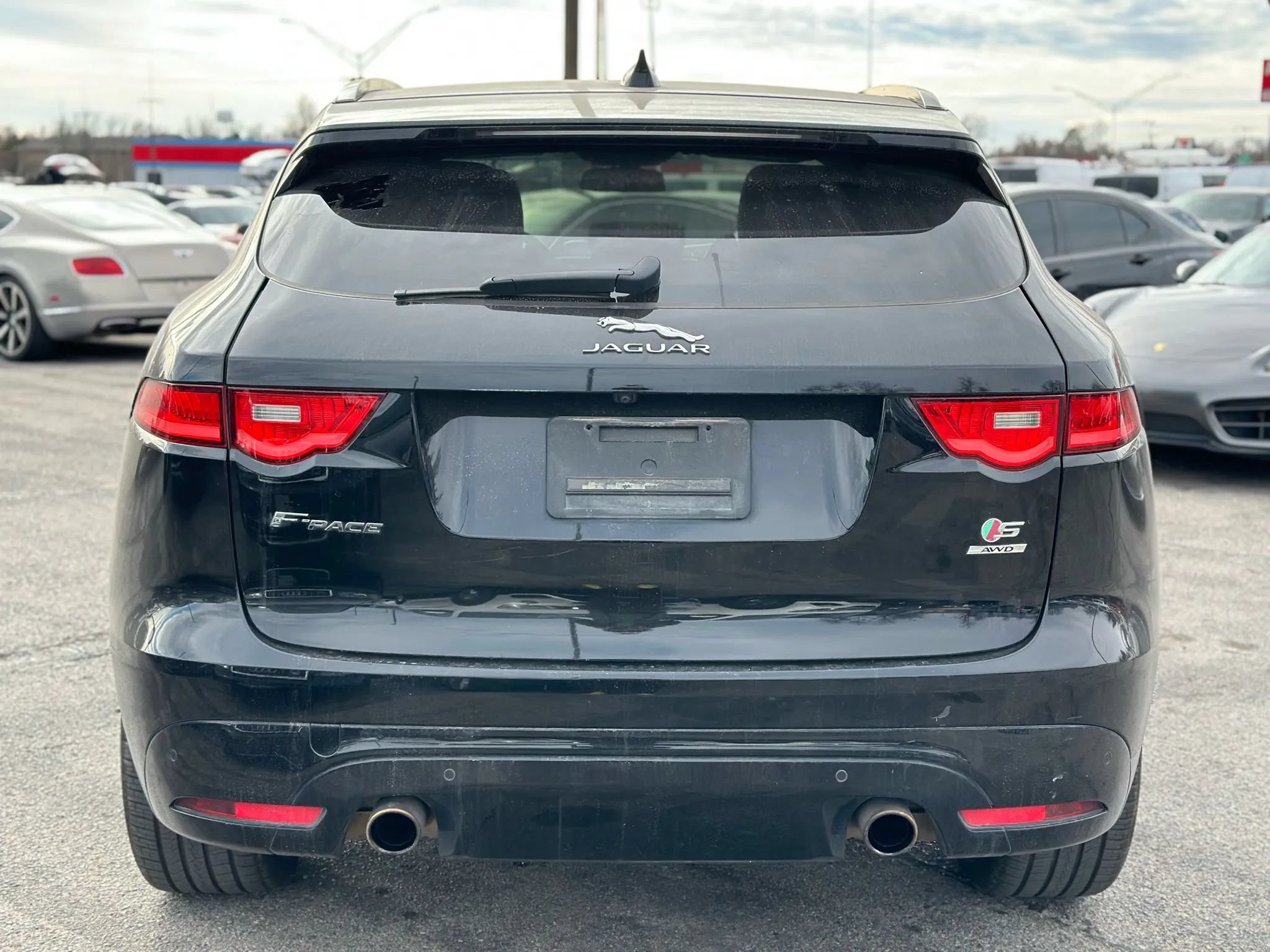 Used 2017 Jaguar F-PACE S AWD/4WD image 7