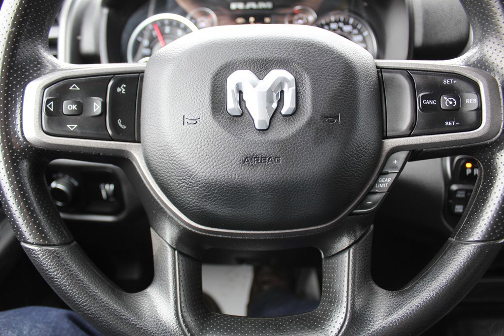 Used 2024 RAM 3500 Tradesman w/ Chrome Appearance Group image 15