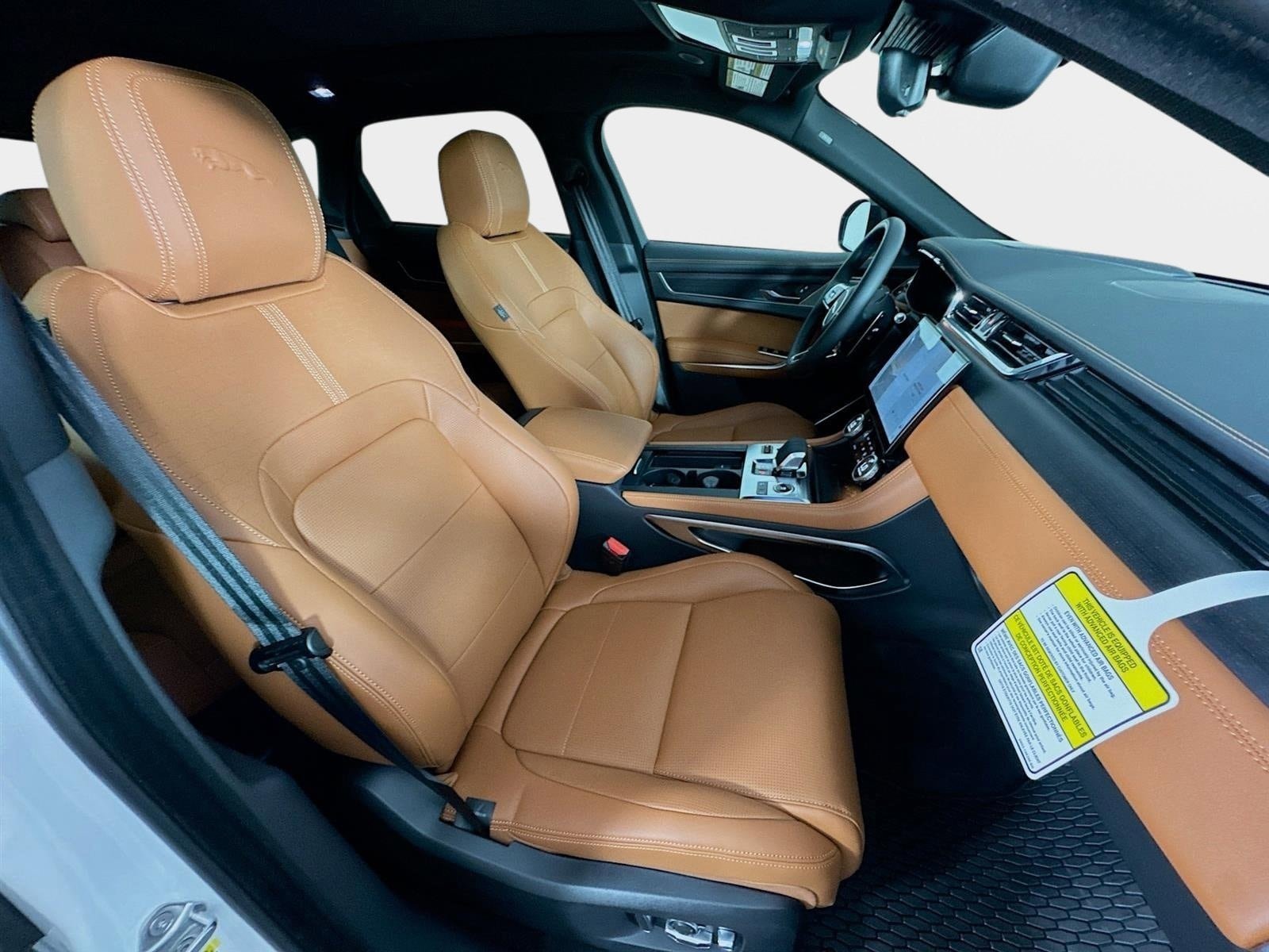 New 2026 Jaguar F-PACE R-Dynamic S AWD/4WD image 30