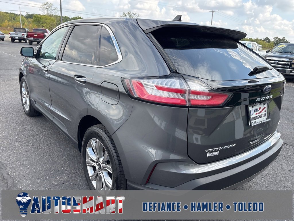 Used 2024 Ford Edge Titanium image 3