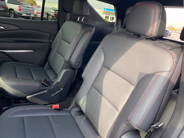 Certified 2025 Chevrolet Traverse Z71 w/ Driver Confidence Package AWD/4WD image 19