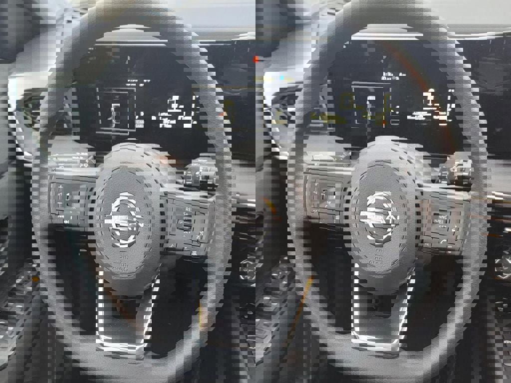 Certified 2025 Nissan Kicks S image 16