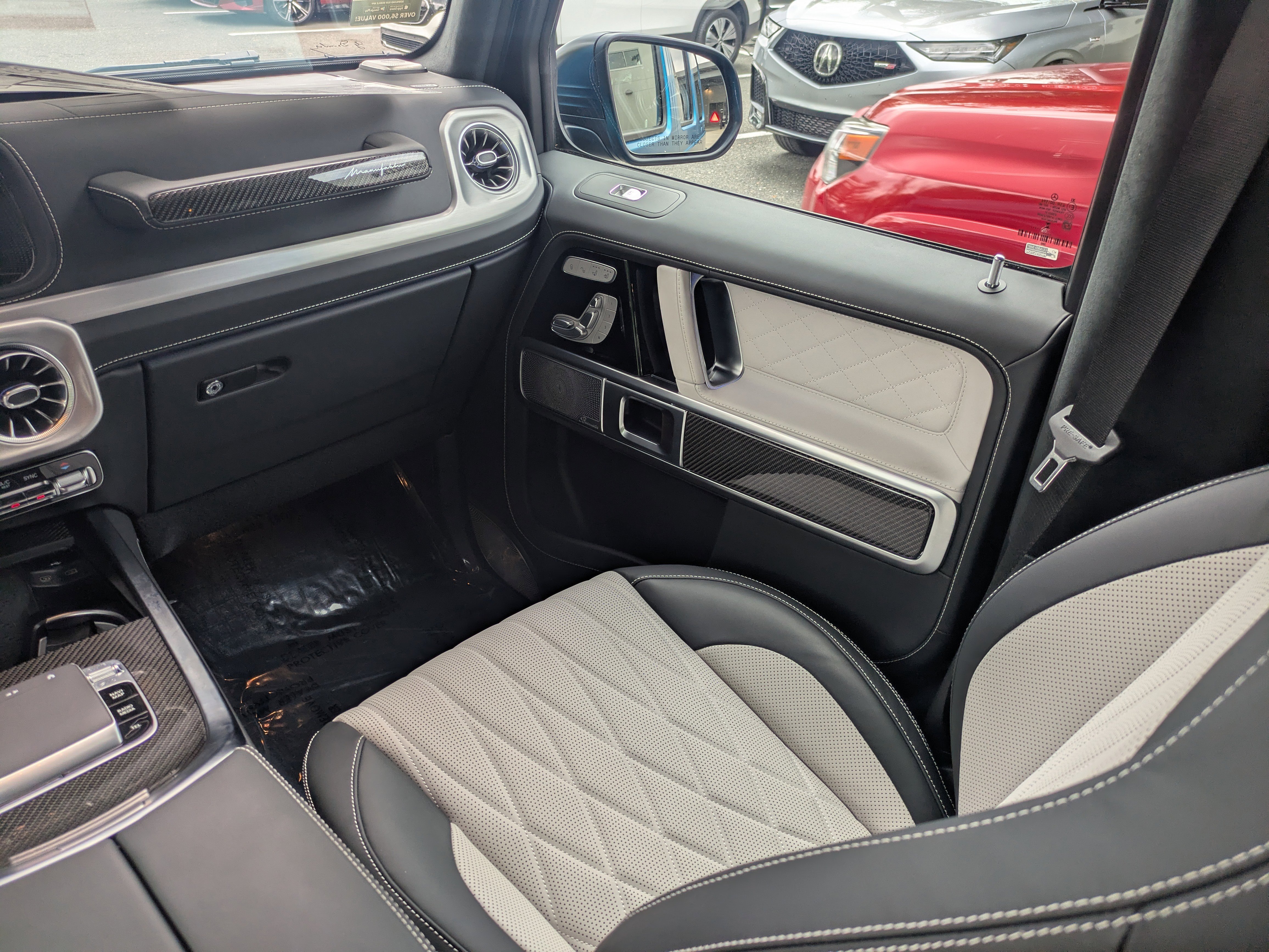 Used 2025 Mercedes-Benz G 63 AMG 4MATIC image 17