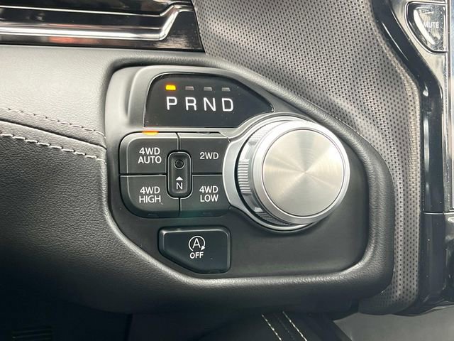 Used 2025 RAM 1500 Limited AWD/4WD image 26
