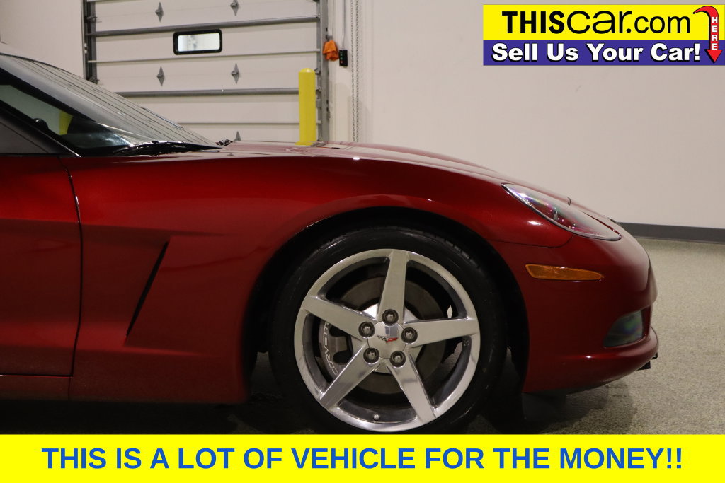 Used 2005 Chevrolet Corvette Coupe w/ Preferred Equipment Group RWD image 13
