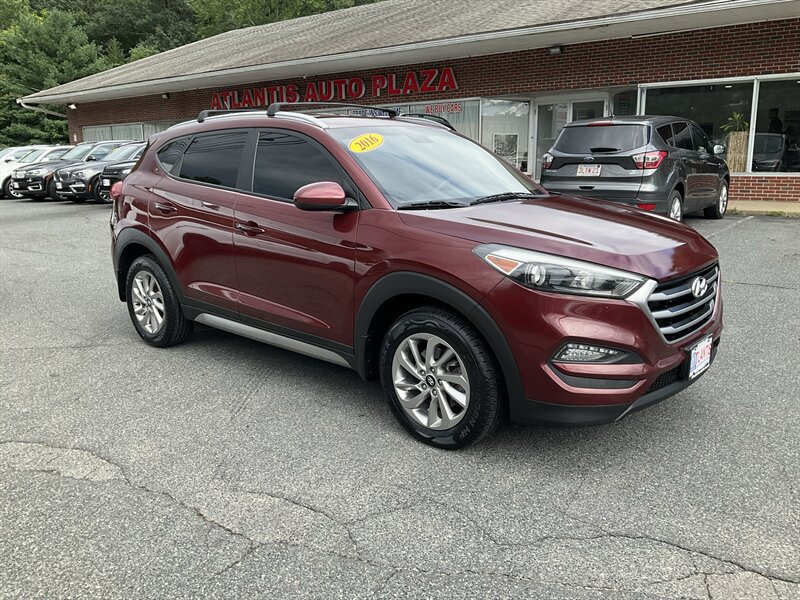 Used 2017 Hyundai Tucson SE w/ SE Popular Package 02 AWD/4WD image 3